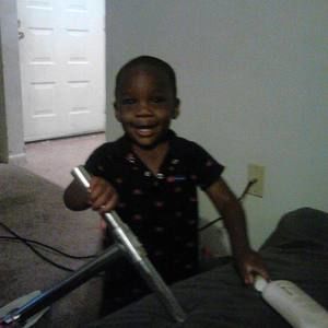 Meet your Posher, Dominic